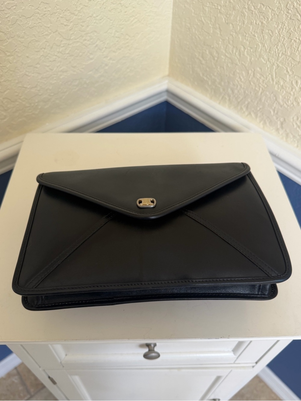 Celine Triomphe Leather Envelope Clutch Bag Vintage Calfskin Leather Gold Chain - Picture 8 of 16